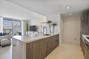 914 Tiffany House 1 Bedroom Condo by RedAwning