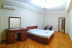 Bakuvi Tourist Apartment B015