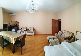 Bakuvi Tourist Apartment B085