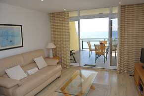 Atlantic view 1 - Apartment with ocean view & pool