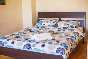 Apartment on Bolshaya Polyanka 30