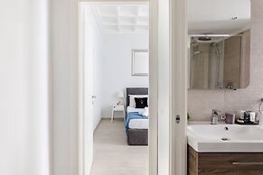 A World Aparts - 61 Margutta