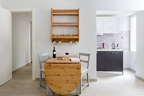 A World Aparts - 61 Margutta