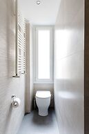 A World Aparts - 61 Margutta