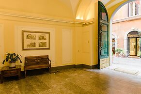 A World Aparts - 61 Margutta