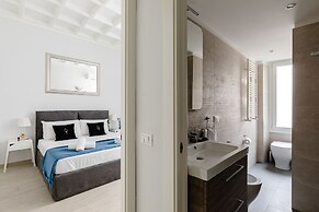 A World Aparts - 61 Margutta