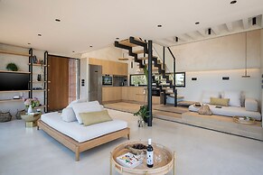 OPENNESS. House by the sea.