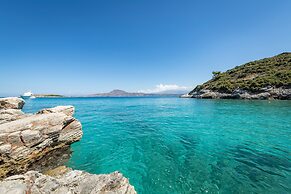 OPENNESS. House by the sea.