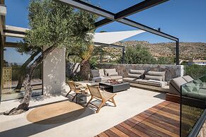 OPENNESS. House by the sea.