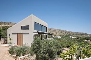 OPENNESS. House by the sea.