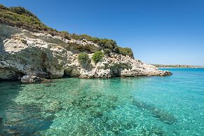 OPENNESS. House by the sea.