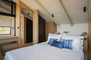 OPENNESS. House by the sea.