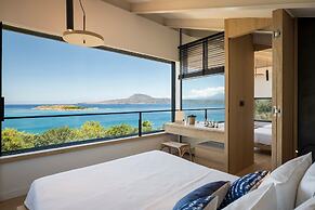 OPENNESS. House by the sea.