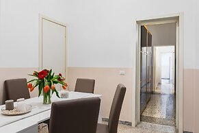 A World Aparts - 55 Palermo