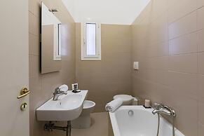 A World Aparts - 55 Palermo