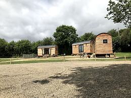 Beds of Silk Luxury Glamping