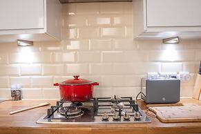 Sapphire Suite Sasco Apartments