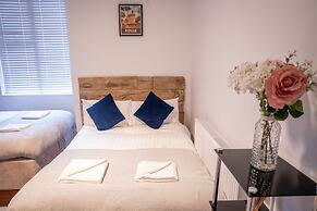 Sapphire Suite Sasco Apartments