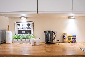 Sapphire Suite Sasco Apartments