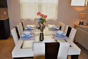 Simply Comfort 5bd House. Private Pool