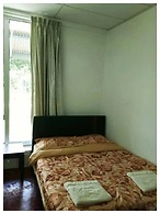 OYO 90078 Navita Lodge