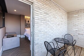 Brown Dot Hotel Sasang Renecite