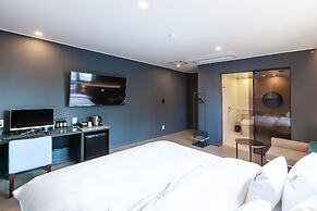 Brown Dot Hotel Sasang Renecite