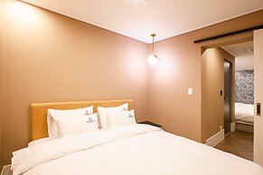 Brown Dot Hotel Sasang Renecite