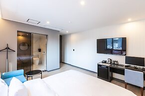 Brown Dot Hotel Sasang Renecite