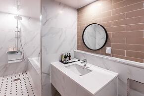 Brown Dot Hotel Sasang Renecite