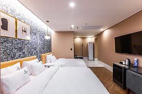 Brown Dot Hotel Sasang Renecite