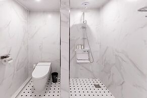 Brown Dot Hotel Sasang Renecite