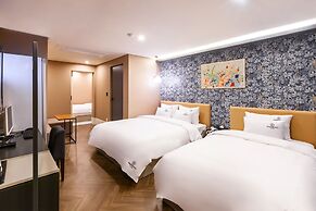 Brown Dot Hotel Sasang Renecite