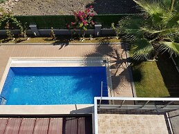 Villa Miray by tatilevikiralama