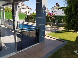 Villa Miray by tatilevikiralama