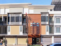 Sleep Box Hostel Suratthani