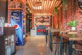 Sleep Box Hostel Suratthani