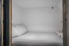 Sleep Box Hostel Suratthani