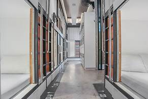 Sleep Box Hostel Suratthani