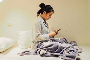 Sleep Box Hostel Suratthani