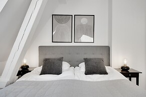 Sanders Leaves - Cute 1-bdr Apt w Terrace