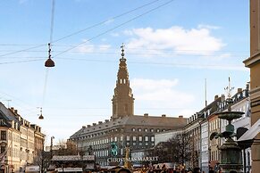 Sanders Leaves - Cute 1-bdr Apt w Terrace