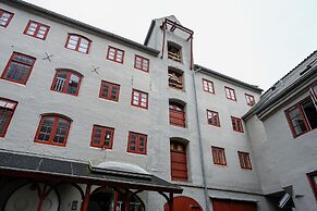 Cozy One-bedroom Apartment in Copenhagen Downtown