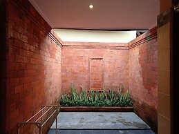 Mahe Garden Inn and Villas