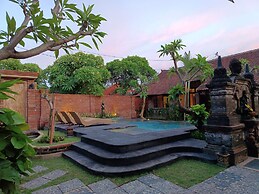 Mahe Garden Inn and Villas