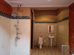 Mahe Garden Inn and Villas