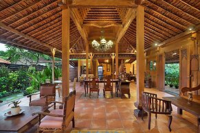 Mahe Garden Inn and Villas