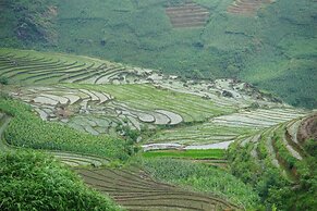 Saigonese Trekking House - Hostel