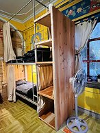 Saigonese Trekking House - Hostel