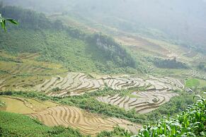 Saigonese Trekking House - Hostel